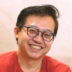 คุณสมเกียรติ